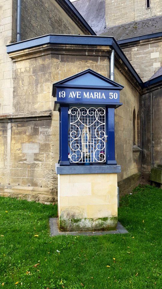 Valkenburg-Mariakapel bij kerk (7)