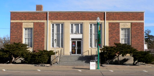Valentine, Nebraska former post office from W 1