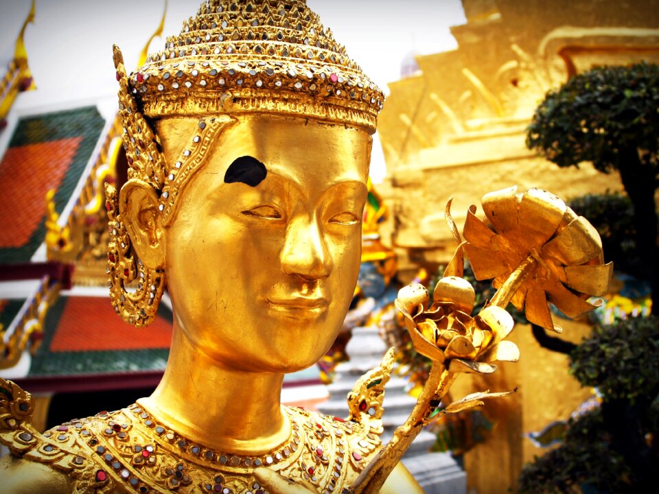 Sculpture ravana guard