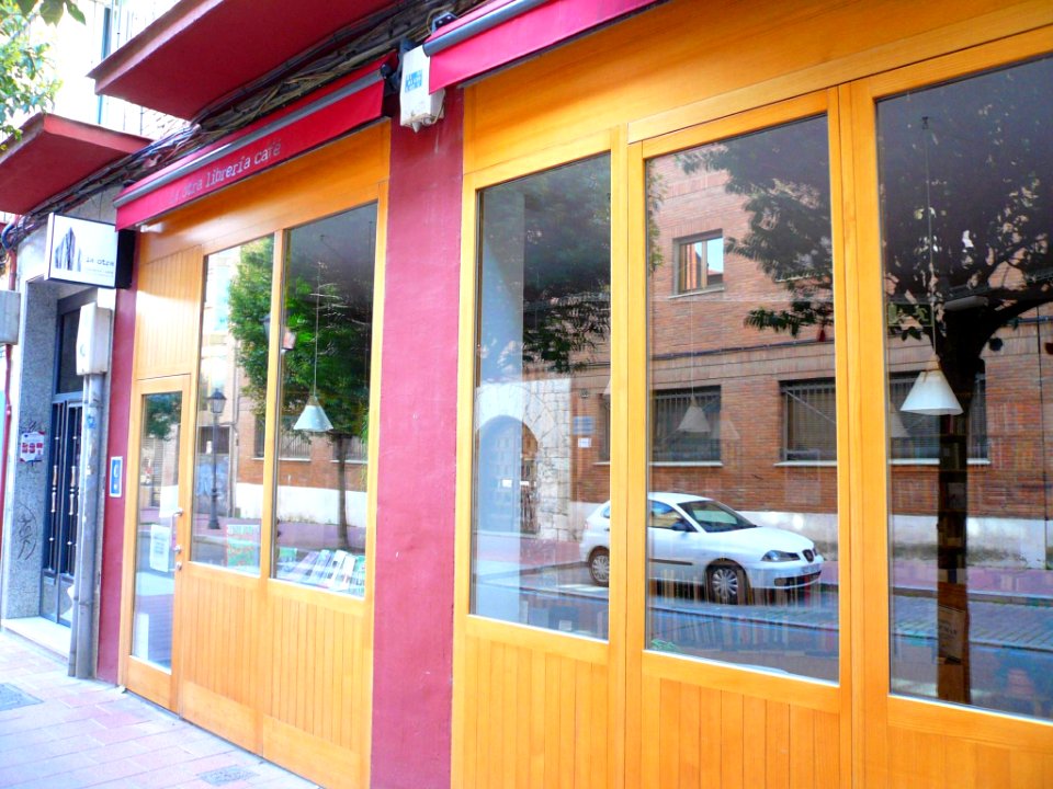 Valladolid - La Otra librería Café