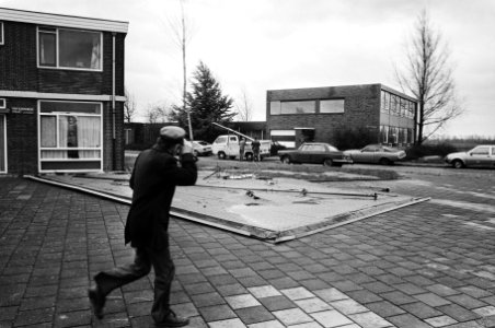 Van huis afgewaaid dak in Amsterdam-West, Bestanddeelnr 932-4515
