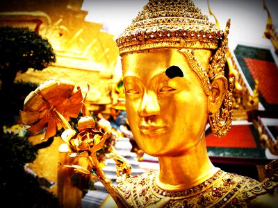 Sculpture ravana guard