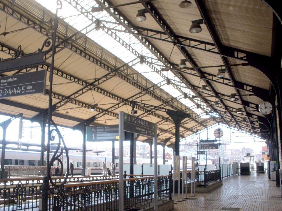 Valladolid - Estación de Valladolid-Campo Grande 08