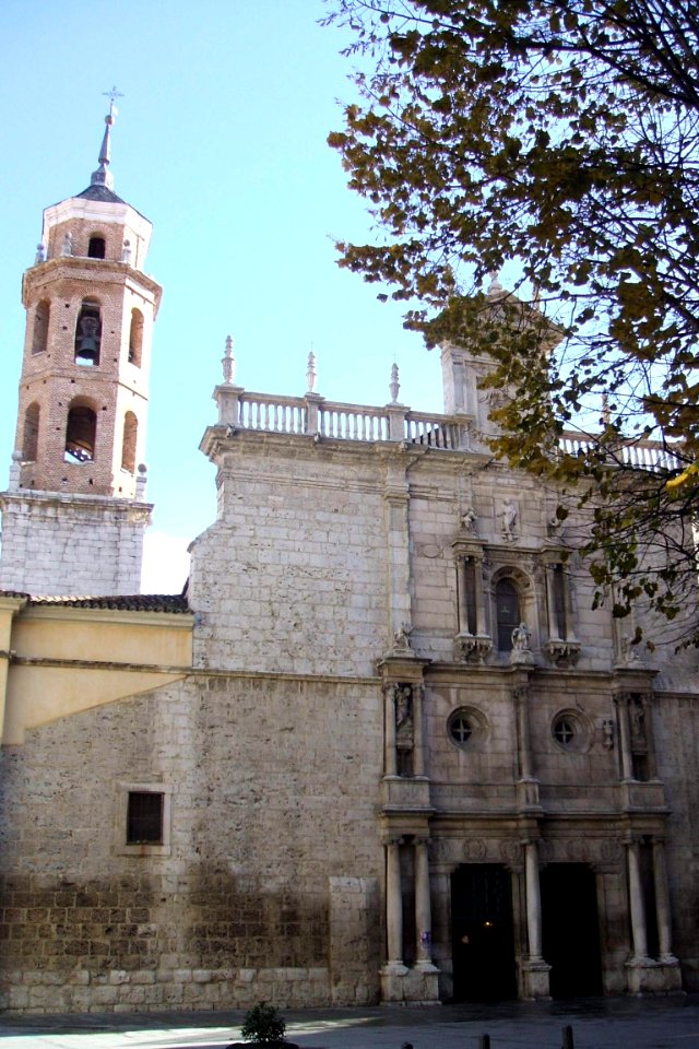 Valladolid - Iglesia de El Salvador 04b