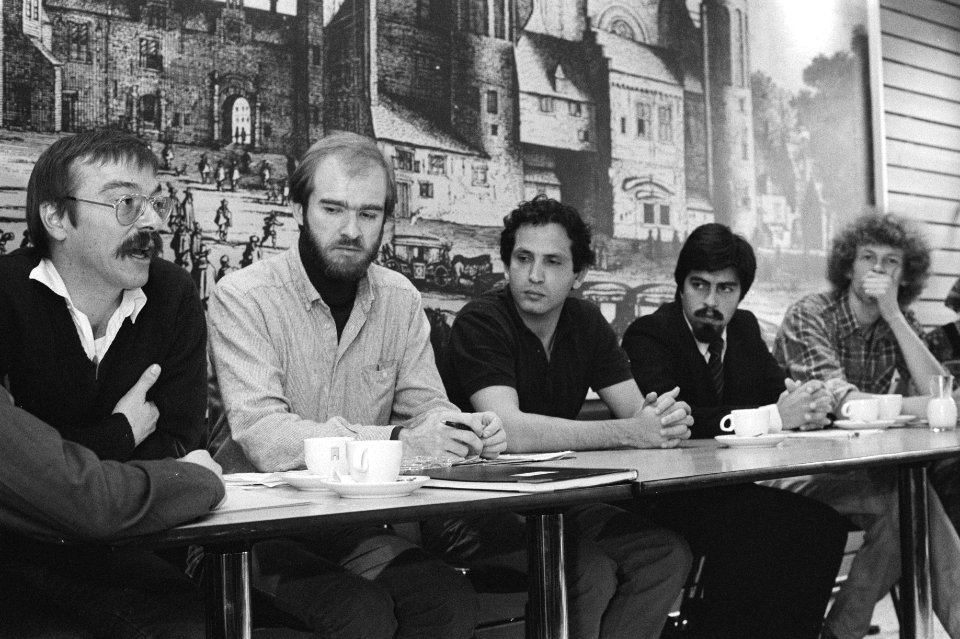 Van links naar rechts Hans Langenberg (Europees secretaris Solidariteit met Nica, Bestanddeelnr 931-7729