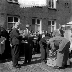 Van Houten expeditie terugkeer in Amsterdam Burgemeester Buhrmann (Weesp), Bestanddeelnr 905-0506