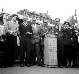 Van Houten expeditie terugkeer in Amsterdam, Bestanddeelnr 905-0498