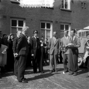 Van Houten expeditie terugkeer in Amsterdam Burgemeester Buhrmann (Weesp), Bestanddeelnr 905-0505