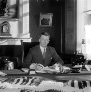 Van Houten expeditie terugkeer in Amsterdam Burgemeester Buhrmann (Weesp), Bestanddeelnr 905-0502