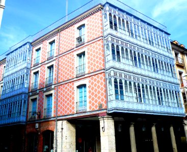Valladolid - Edificio en la Calle Val nº 2 (01) 19