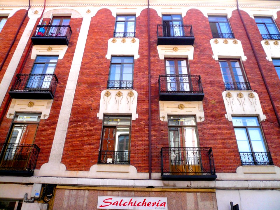 Valladolid - Calle José María Lacort nº 3