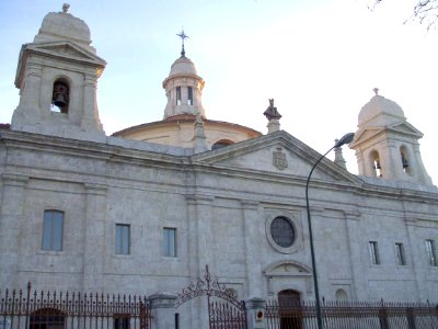 Valladolid - Convento de los Agustinos Filipinos (Museo Oriental), exterior 3