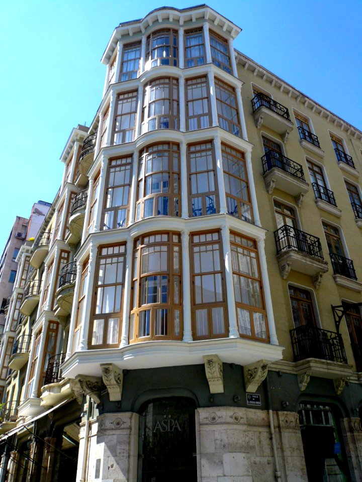 Valladolid - Calle Miguel Íscar 3