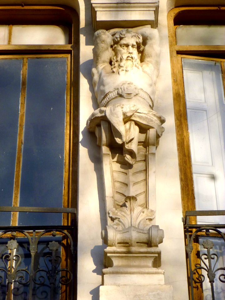 Valladolid - Calle de la Acera de Recoletos, Casa Resines 06