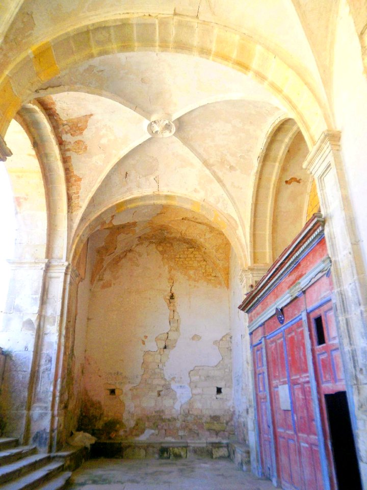Valpuesta - Colegiata de Santa María, pórtico