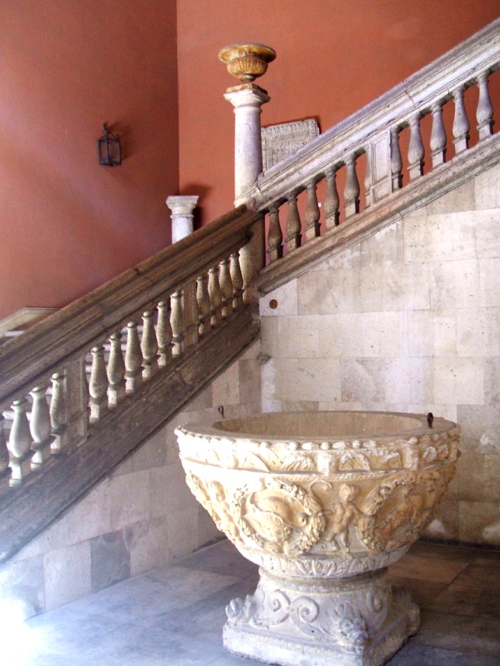 Valladolid - Palacio de Fabio Nelli y Museo de Valladolid 3