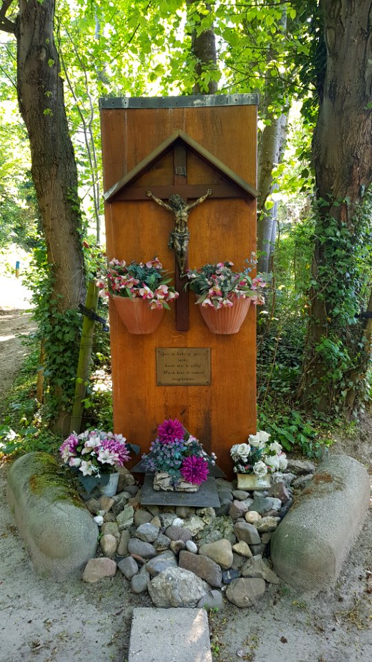 Valkenburg-wegkruis splitsing Steenstraat (3)