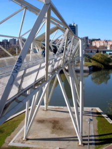 Valladolid - Pasarela de acceso al Museo de la Ciencia 2