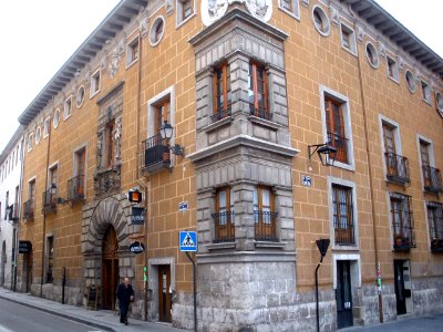 Valladolid - Palacio de los Marqueses de Valverde 3