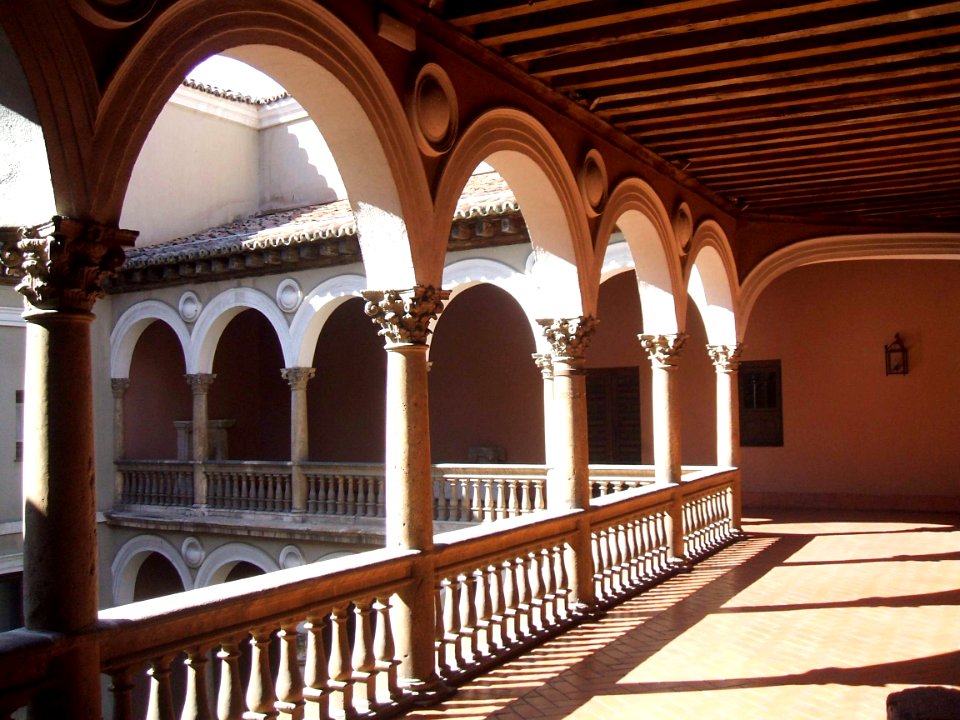 Valladolid - Palacio de Fabio Nelli y Museo de Valladolid 4