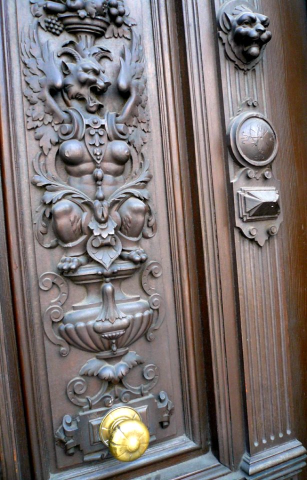 Valladolid - Puerta 06