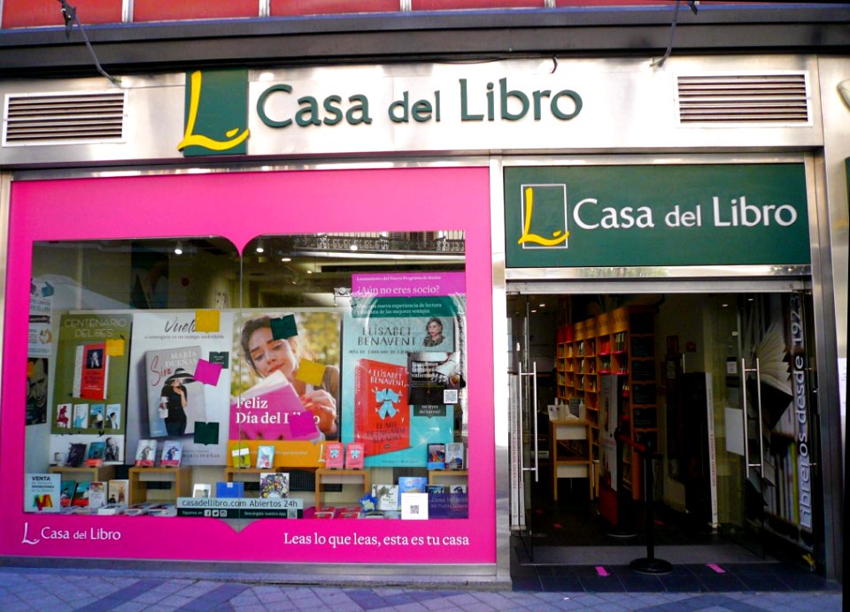 Valladolid - Calle de Claudio Moyano, Casa del Libro