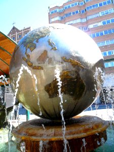 Valladolid - Plaza de España, Fuente de los Niños 4