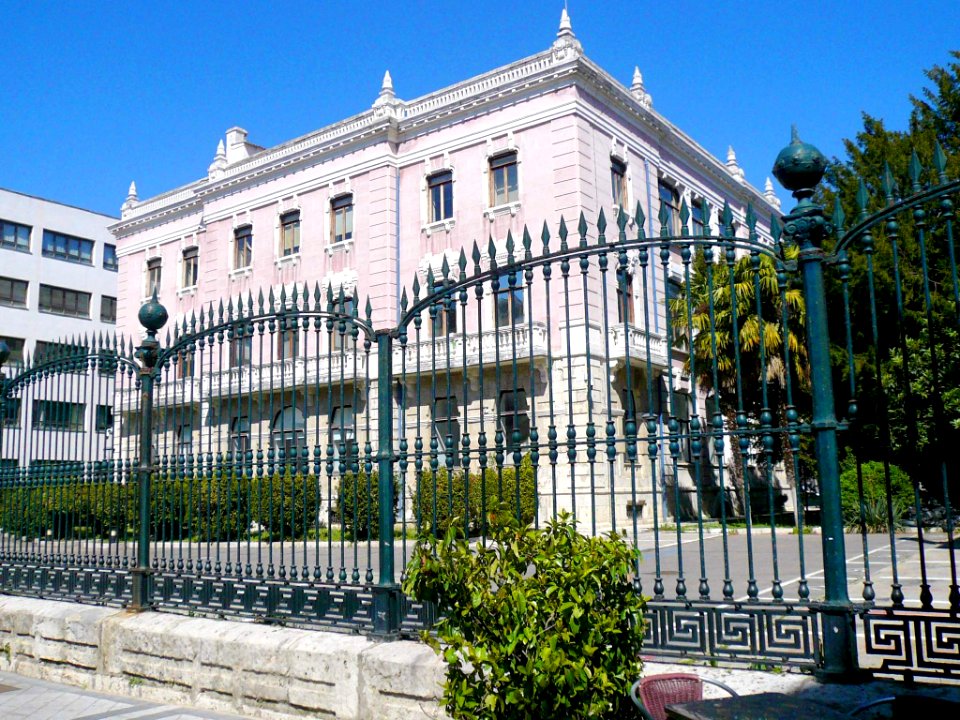 Valladolid - Antiguo Banco Castellano (oficina BBVA) 6