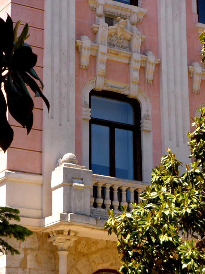 Valladolid - Antiguo Banco Castellano (oficina BBVA) 12
