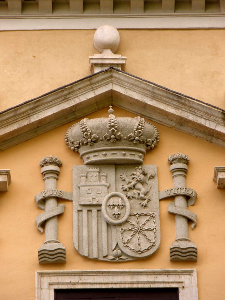 Valladolid - Antiguo Palacio Real, sede de la IV Subinspección General del Ejército 14