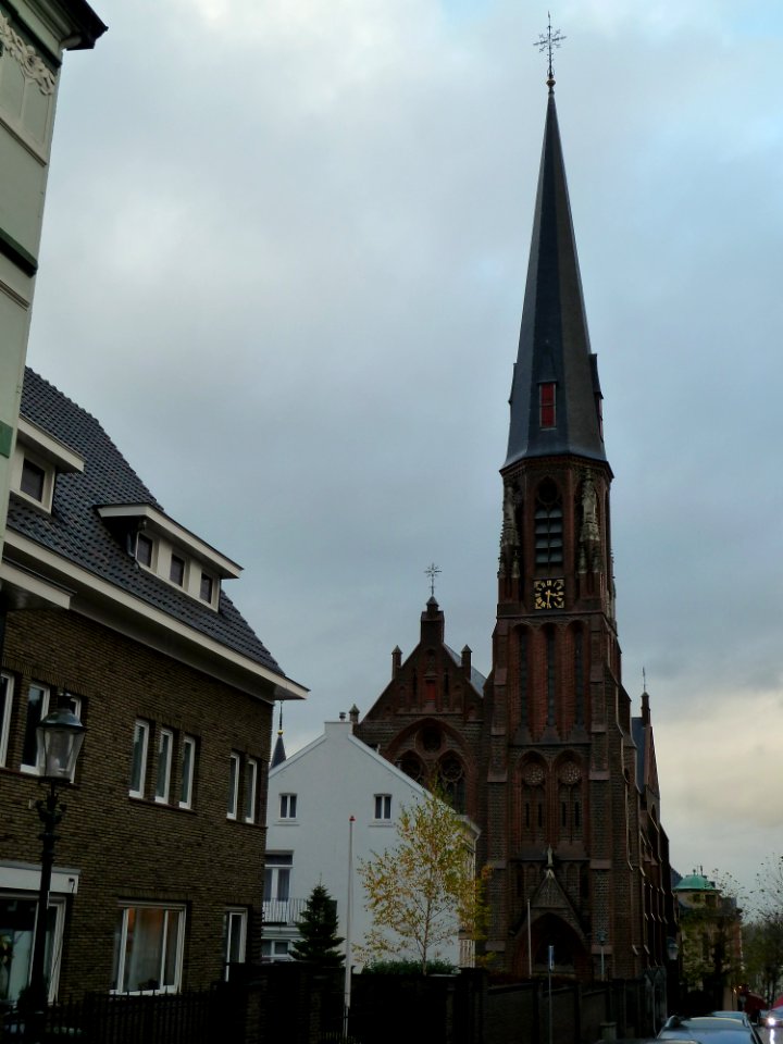 Vaals-St. Pauluskerk (1)