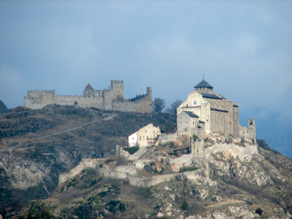 Valère et tourbillon sur leurs collines