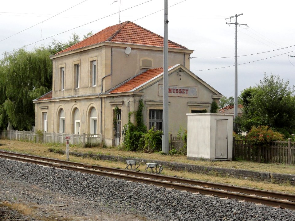 Val-d'Ornain (Meuse) gare de Mussey (02)