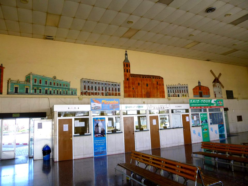 Valdepeñas - Estación de autobuses 2