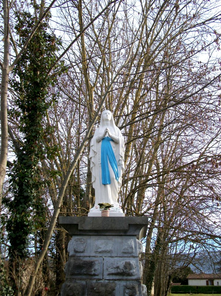 Valcabrère statue de la Vierge Marie