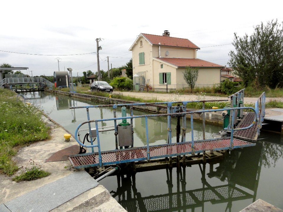 Val-d'Ornain (Meuse) Mussey, canal de la Marne au Rhin, écluse