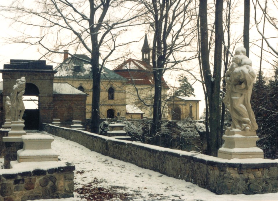 Valdštejn vstupní most 1996