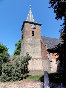 Valburg Rijksmonument 36723 toren NH kerk van opzij