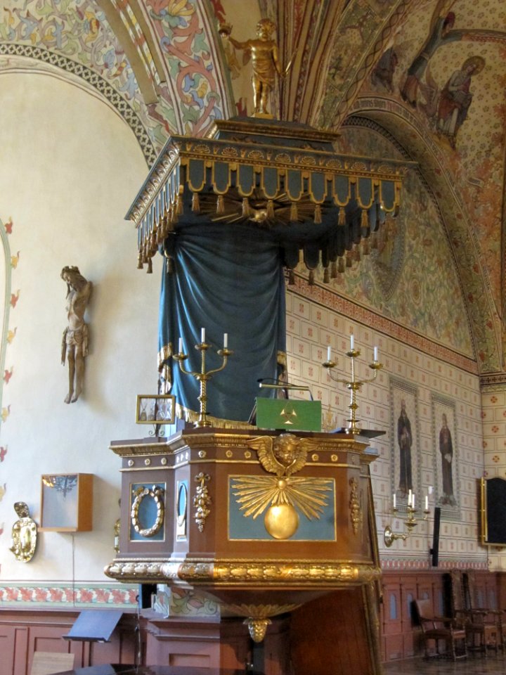 Vaarfrukyrkan int06