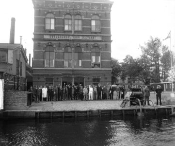 Vaartocht van matrozen en mariniers in Leiden, Bestanddeelnr 903-4201