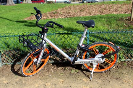 Vélo Mobike place Maréchal Lattre Tassigny Paris 3