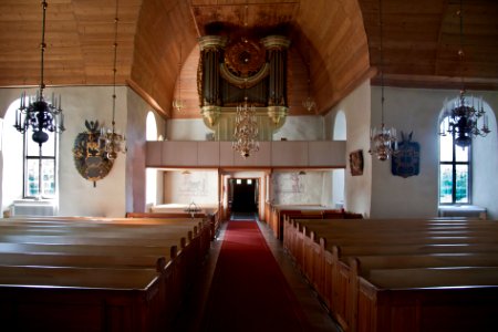 Västra orgelläktaren i Tjällmo kyrka