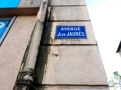Vénissieux - Avenue Jean Jaurès, plaque