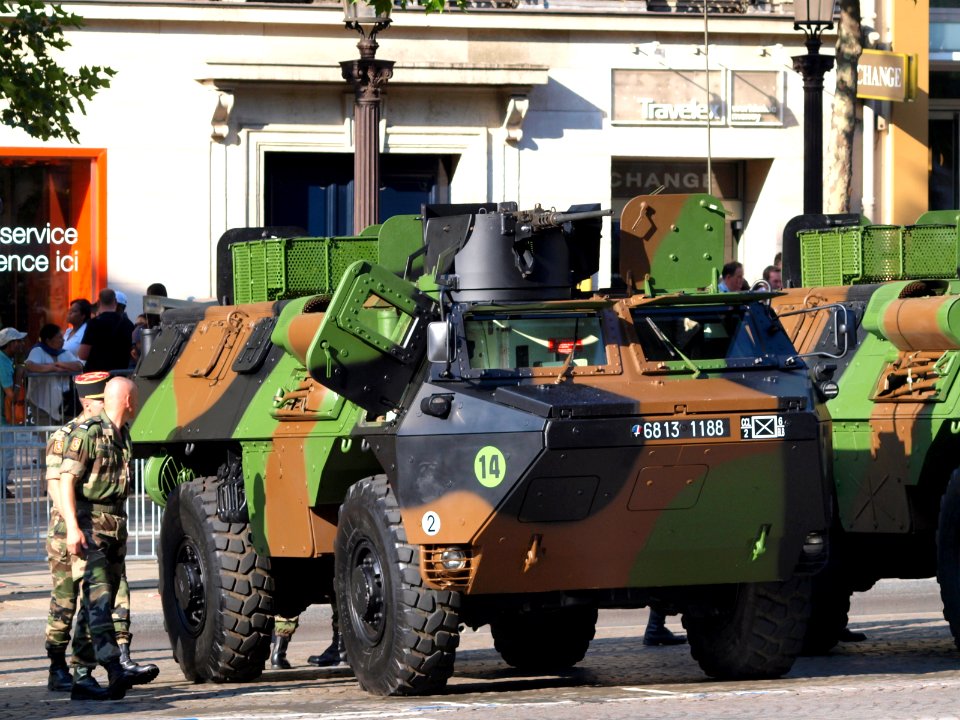 Véhicule de l'Avant Blindé, VAB 4x4, army licence registration 6813 1188 photo-1
