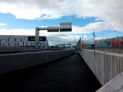 Vénissieux - Bretelle de sortie du boulevard Laurent Bonnevay vers l'avenue Jules Guesde