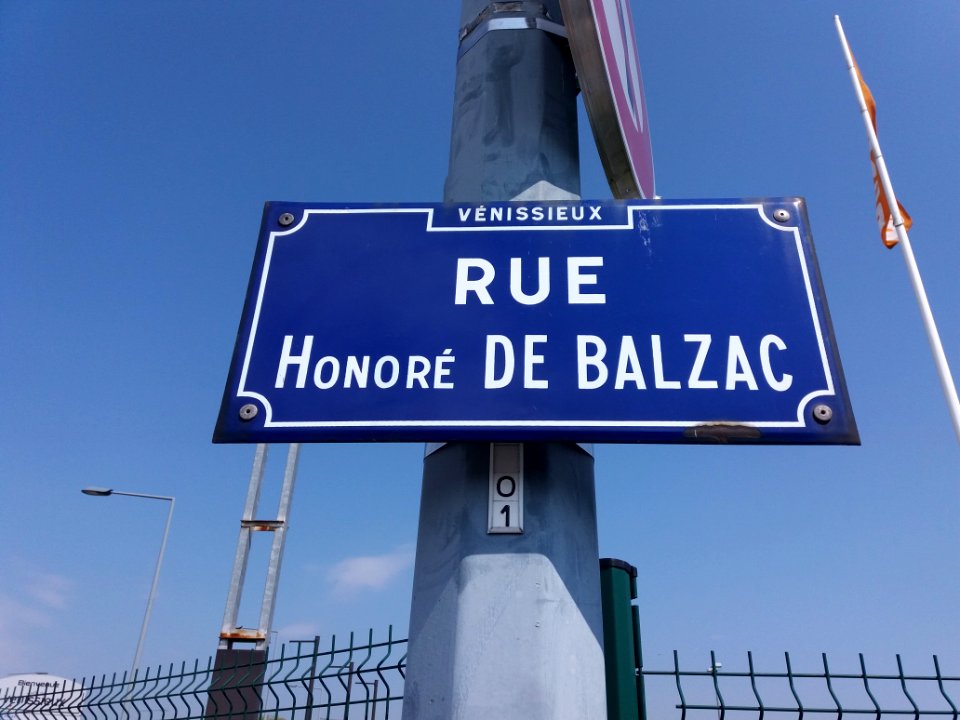 Vénissieux - Rue Honoré de Balzac, plaque