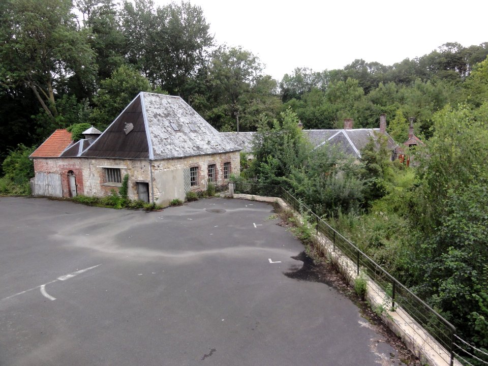 Vadencourt (Aisne) abbaye de Bohéries 01 ferme