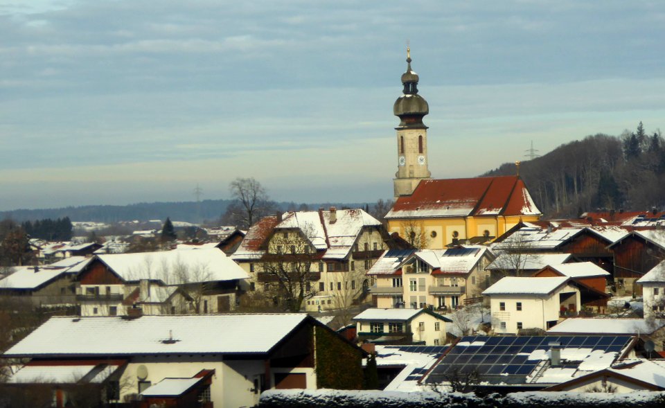 Vachendorf mit Marienkirche v SO, 1