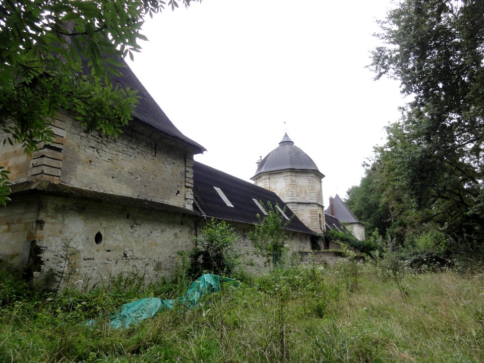 Vadencourt (Aisne) abbaye de Bohéries 04