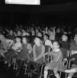 Vakantie, amuserende kinderen (opdracht Het Parool ), Bestanddeelnr 913-8804